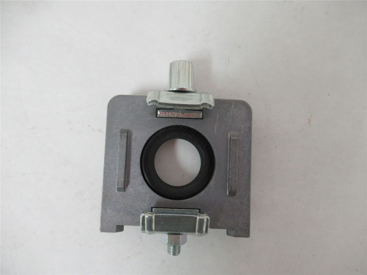 SMC Y400-A; Lot-3 Pneumatic Spacer
