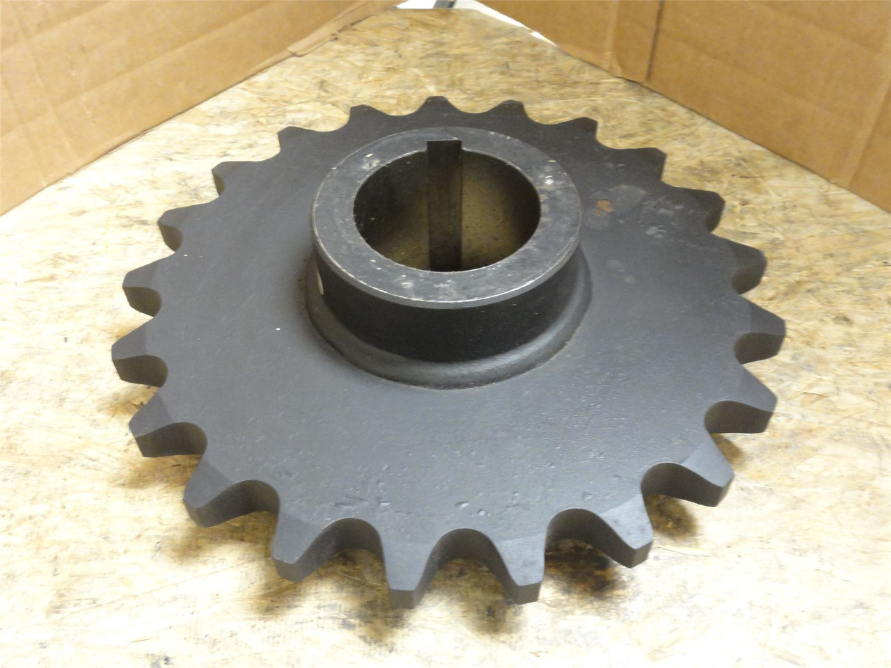 Martin 160R21H; Bushed Hardened Sprocket #160; 21 Teeth