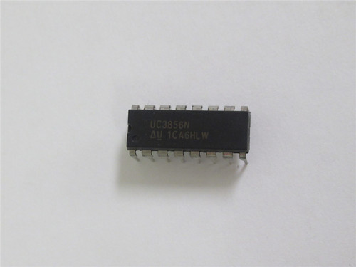 Texas Instruments UC3856N-16; Lot-16 PWWM Controller