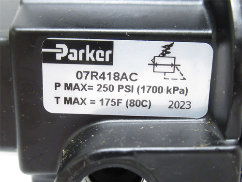 Parker 07R418AC; Air Regulator 3/4NPT; 2-125PSI; No Gauge