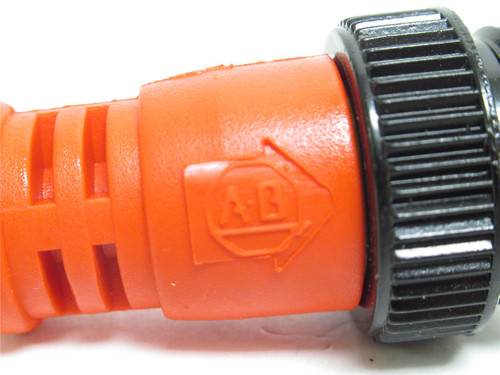 Allen-Bradley 898N-41AU-NM4; Safety Wire Short Plug; 10-30VDC