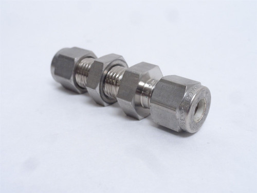 Swagelok SS-400-61; Bulkhead Union; SS-316; Size: 1/4"