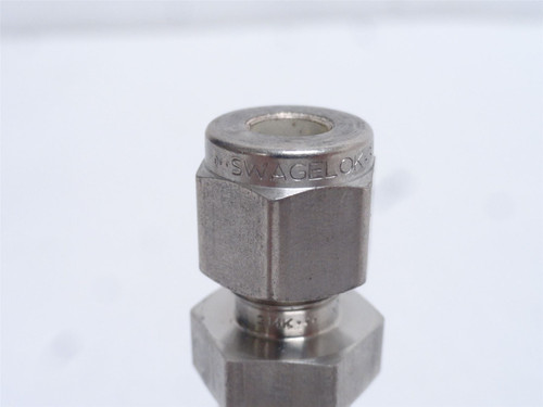 Swagelok SS-400-61; Bulkhead Union; SS-316; Size: 1/4"