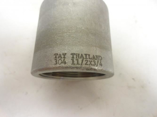 Industry-STD 48UH16; Pipe Adapter; SS-304; 1-1/2NPT x 3/4NPT