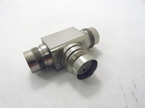 Amphenol 82-5677; RF Connector Tee; 50 Ohm