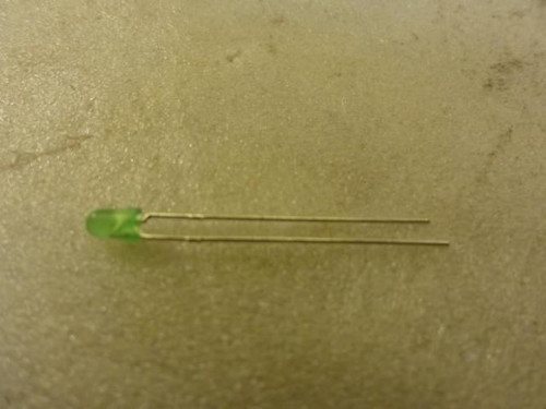 Lumex 67-1070-ND; LOT-73 3mm LED Short Lens Green