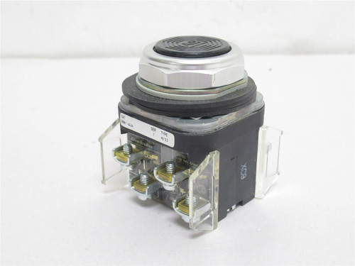 Allen-Bradley 800T-A2A; Flush Black Push Button; 10A; 600VAC