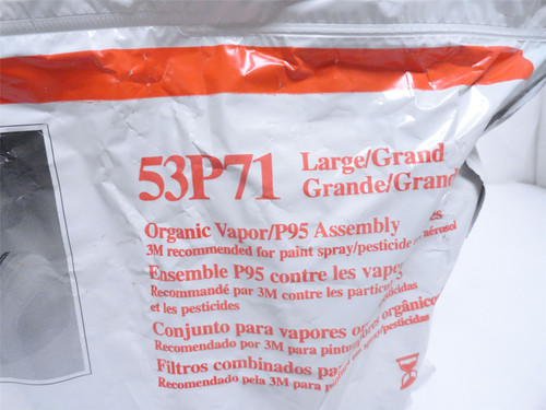 3M 53P71; Half Mask Respirator Ki; W/Cartridges; Size: Large