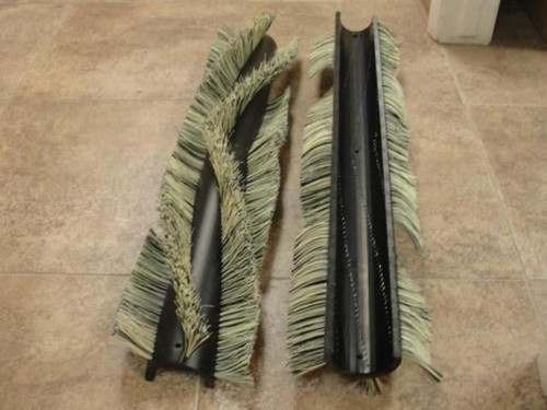 Safety-Walk 57E-RDR; Brush; 3-5/16" Combined ID; 32-1/4" Length