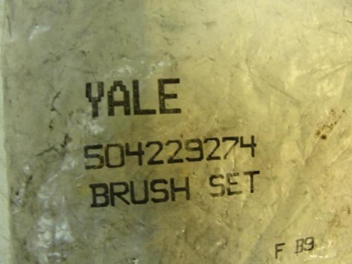 Yale 504229274; Brush Set