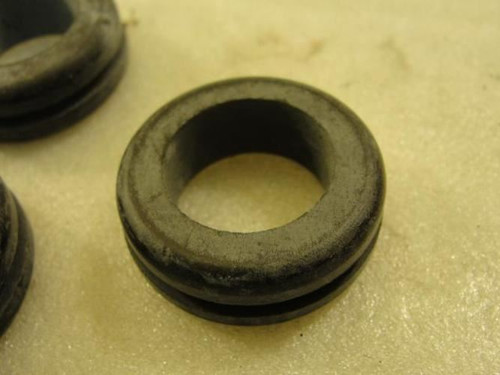 Standard GV; LOT-3 Grommet