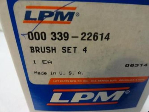LPM 000 339-22614; Brush Set of 4