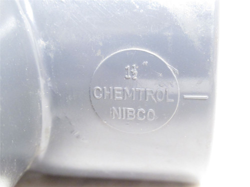 Nibco 801-015; PVC Sch: 80 pipe Tee; 1-1/2" Socket