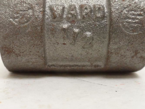 Industry-Std 1LBY5; Striaght Pipe Coupler; 1/2 Fnpt