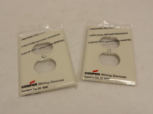 Cooper PJ8LA; Lot-22 Duplex Wallplate