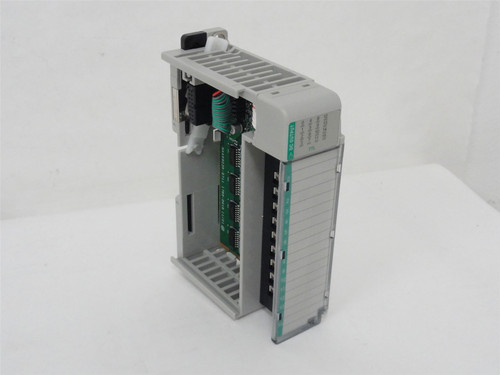 Allen-Bradley 1769-OG16; Output Module; 4.5-5.5VDC