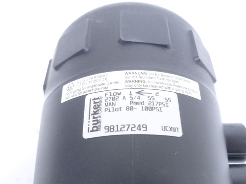 Burkert 98127249; Angle Seat Control Valve SS; 217PSI; 1-1/4"