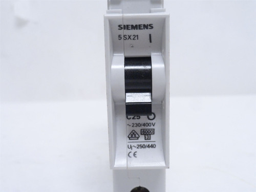 Siemens 5SX2; Circuit Breaker 25A 277VAC