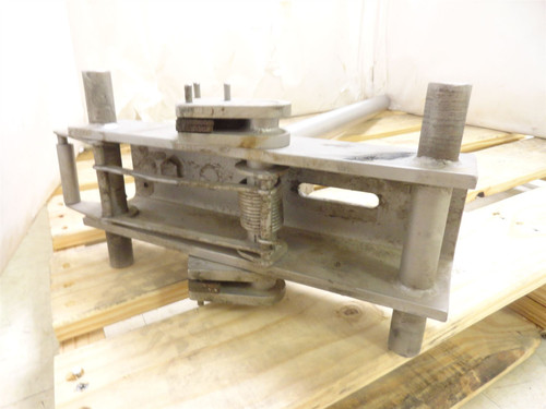 MFG- MDL-UNKN-246587; Column Dumper Pivot Shaft