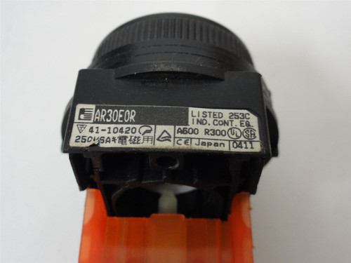 Fuji  AR30E0R-01RZC; Pushbutton Switch; 250V; 6A; 1NC