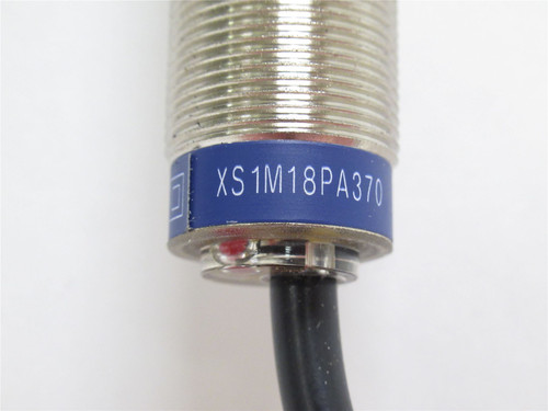 Telemecanique XS1M18PA370; Prox Sensor; 12-48VDC; NO NUTS