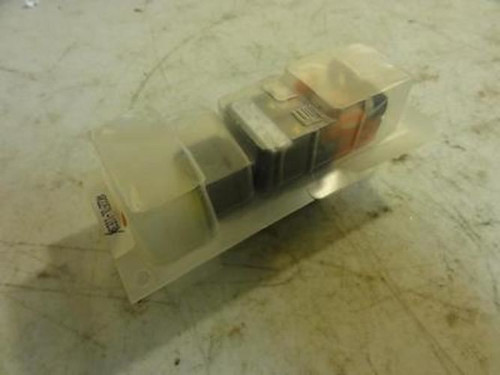 Fuji AR22F0L-11E3A; Push Button; Yellow; 30V; 1W (1)NO/(1)NC