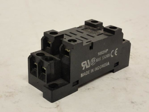 Omron PTF08A-E; Finger Safe Relay Socket; 15A; 240VAC; 8-Pin