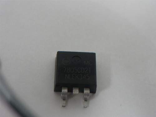 Onsemi 7805CD2T; Lot-28 Voltage Regulators; 5V; 1A