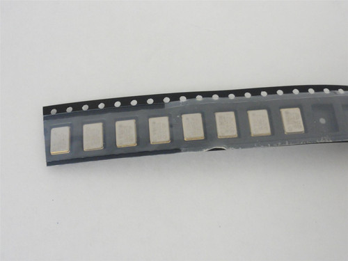 ECS ECS-3953M-400-B-TR; Lot-8 SMD Clock Oscillators; 40 MHz