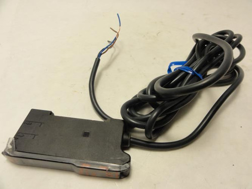 Omron E3X-DA11-N; Fiber Optic Amplifier; 6' Length; 12-24VDC