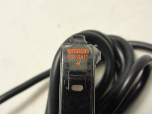 Omron E3X-DA11-N; Fiber Optic Amplifier; 6' Length; 12-24VDC
