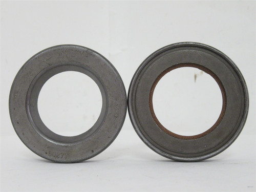 National 50277; Lot-2 Oil Seal; 2.76"OD; 1.600"ID; 0.50"W