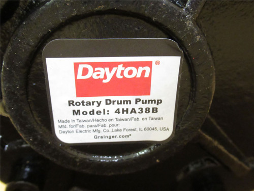 Dayton 4HA38; Rotary Hand Operated Drum Pump 1-1/8 x 1-1/4NPT