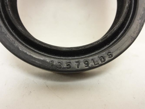 JM Clipper 13579LDS; Oil Seal; 1.937" x 2.69" x 375"