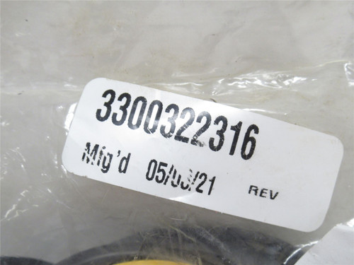 MFG- 3300322316; Cylinder Seal Kit; Size: 2-1/2"