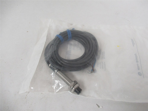 Allen-Bradley 871T-H4B12; Proximity Sensor AC 12MM Diam SS