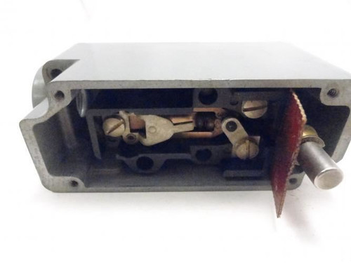 Allen-Bradley PASJ217; Limit Switch