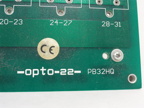 OPTO 22 PB32HQ; Quad Pak 8-module Rack