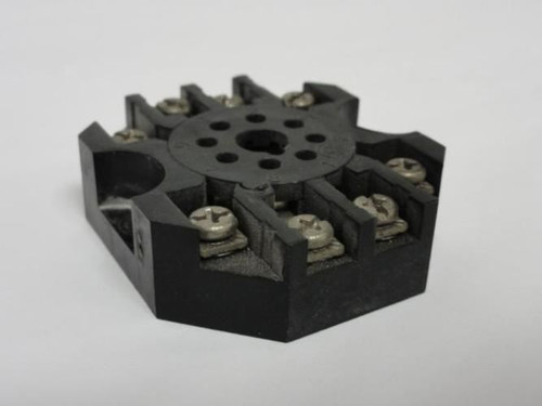 MFG- 5B586; Relay Socket; 8-Pin