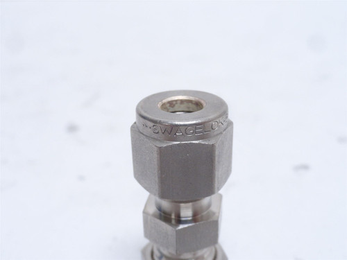 Swagelok SS-400-1-6; Tube Connector SS-316; 1/4" Tube x 3/8NPT
