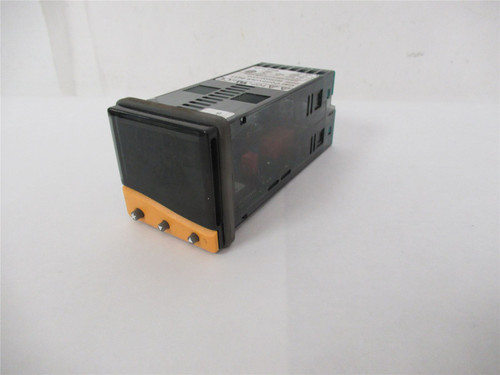 Cal Controls 94110000CVX15; Temperature Controler 240V 50/60Hz