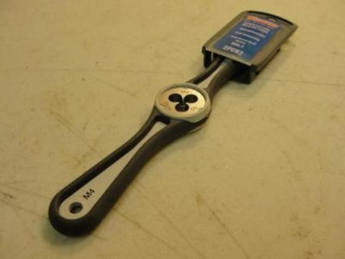 Westward 2PCK7; Die Stock; Integrated Die; M4x.7; Right Hand