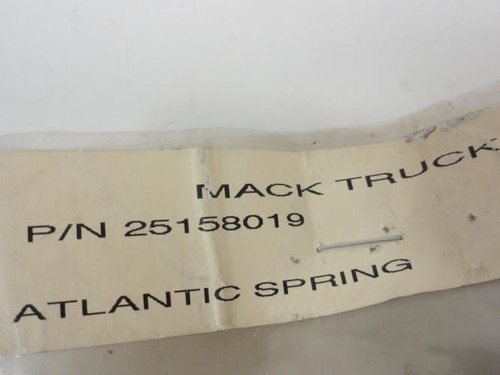 Mack 25158019; Hood Spring