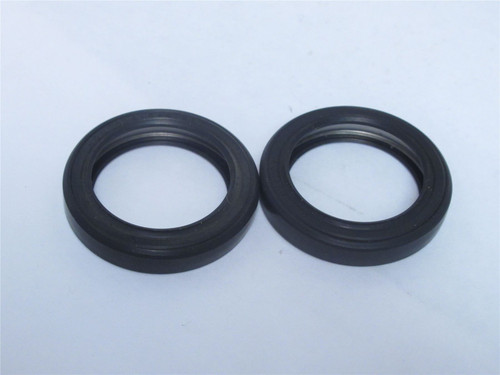 MFG- .030 . 040 . 07; Oil Seals; LOT-2; 30mmID; 40mmOD; 7mmW