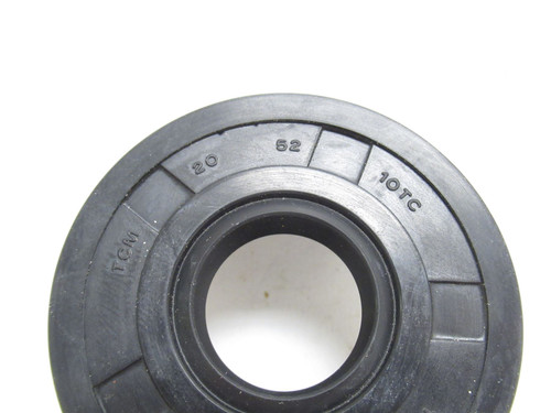 TCM 20X52X10TC-BX; Lot-7; Oil Seals; 20mmID x 52mmOD x 10mm W