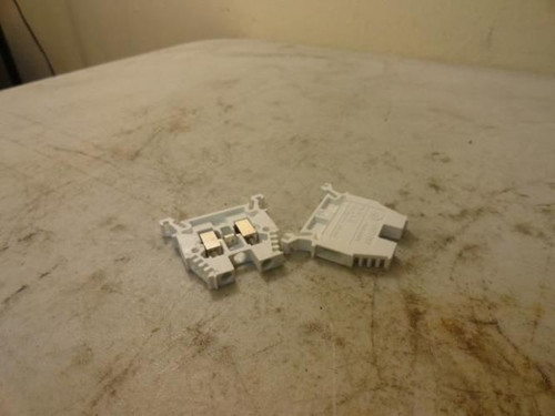 Allen-Bradley 1492-W4; LOT- 2 Terminal Block; 800VAC/DC