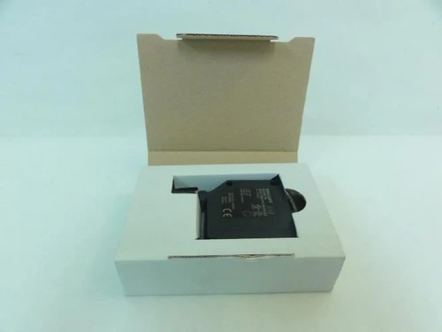 Balluff BOS0178; Photoelectric Sensor; 10-30VDC; 30mA