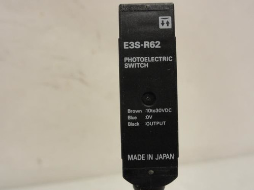 Omron E3S-R62; Photo Sensor; 10-30VDC; 2m Cable