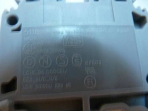 Entrelec 5118; LOT-8 Terminal Block include rail for 4