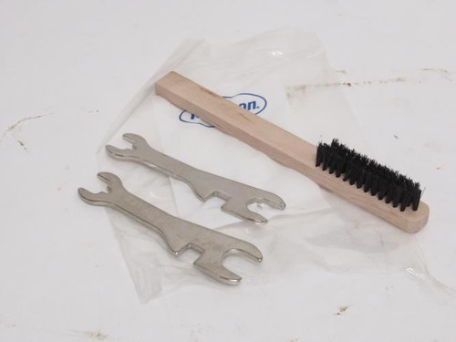 Nordson MDL-UNKN-193044; Brush With Wrench Set